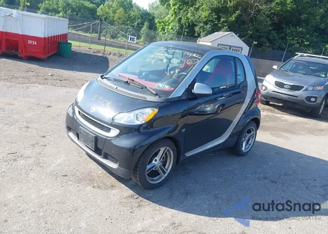 2009 Smart Fortwo Brabus/Passion/Pure из США, поврежденный, VIN WMEEJ31X29K214183